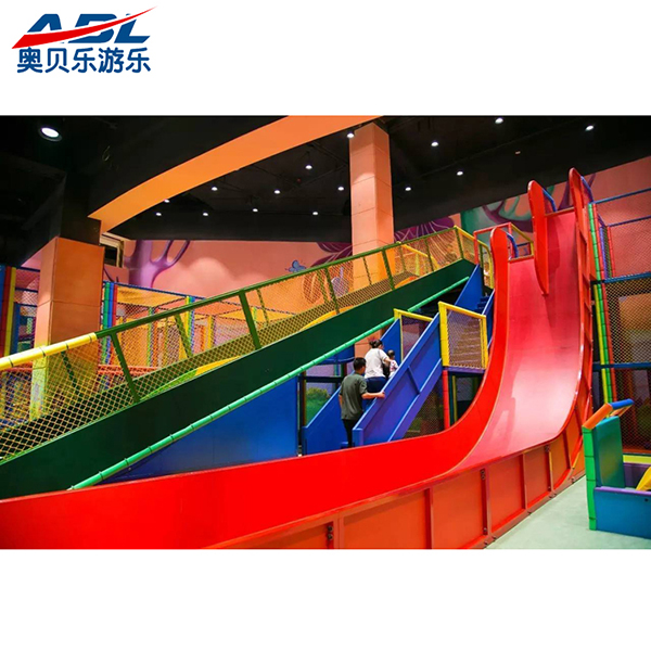 兒童室內遊樂場發展前景簡（jiǎn）談